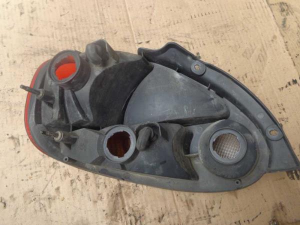 FEU ARRIERE DROIT DAEWOO SANS PARTIE ELECTRIQUE - Vue 2